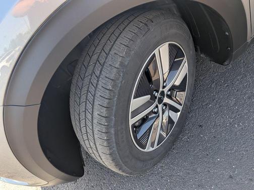 2022 Kia Niro Plug-In Hybrid LXS