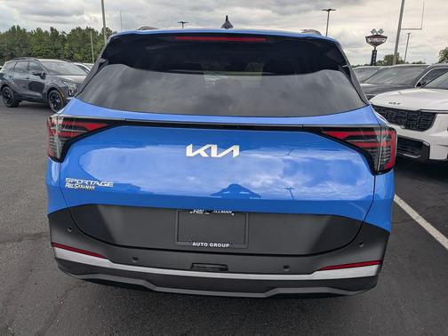 2026 Kia Sportage EX