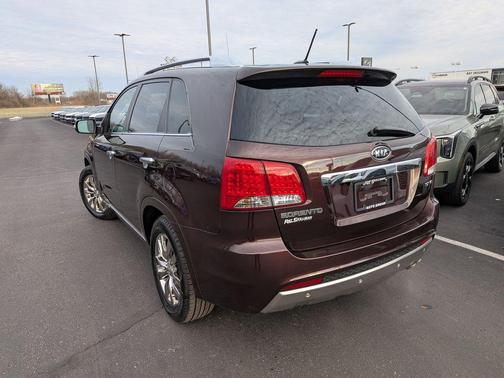 2011 Kia Sorento SX