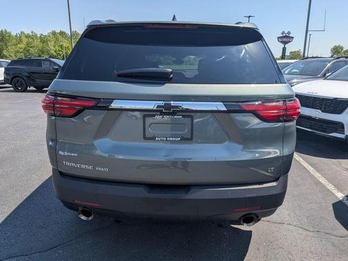 Silver Sage 2023 Chevrolet Traverse LT Cloth