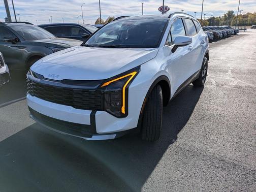 2026 Kia Sportage Hybrid EX