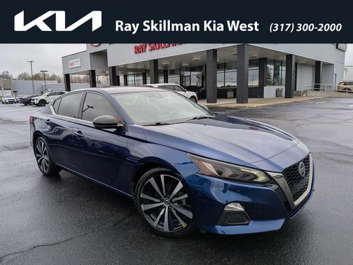 Deep Blue Pearl 2020 Nissan Altima 2.5 SR