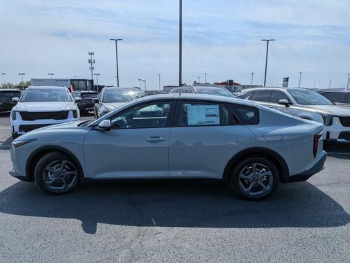 Haze 2026 Kia K4 LXS