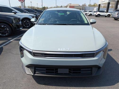 Haze 2026 Kia K4 LXS