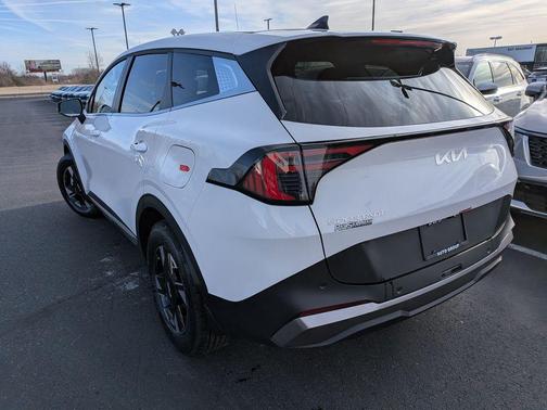 2026 Kia Sportage LX