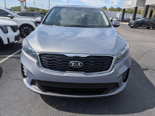 Silver 2020 Kia Sorento L