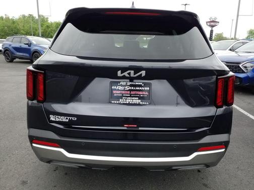 2025 Kia Sorento S