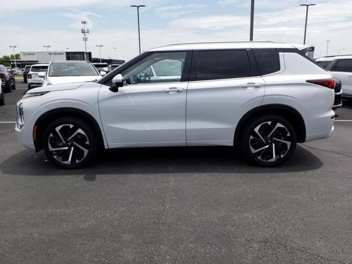 2024 Mitsubishi Outlander SEL