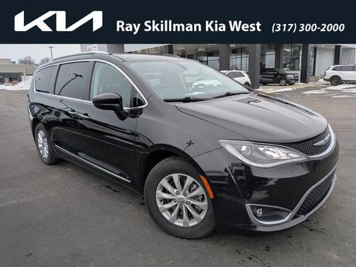 2019 Chrysler Pacifica Touring-L