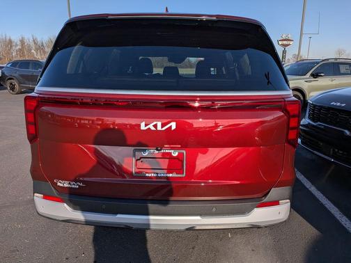 2026 Kia Carnival LXS