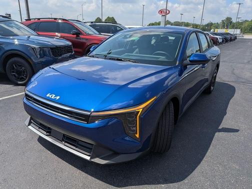 2025 Kia K4 EX