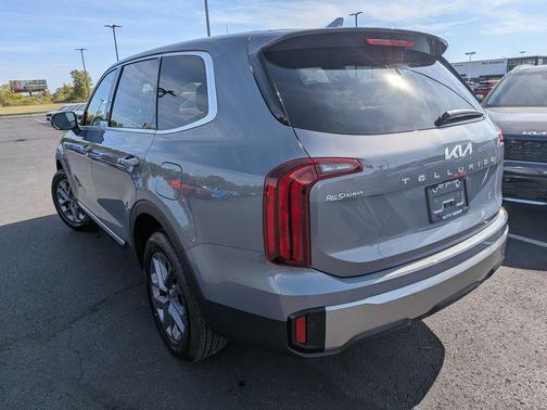 2025 Kia Telluride LX