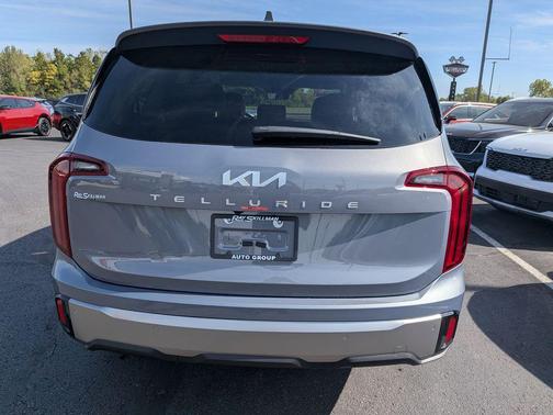 2025 Kia Telluride LX