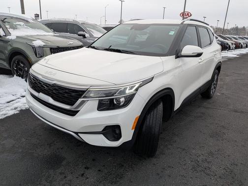 2023 Kia Seltos S