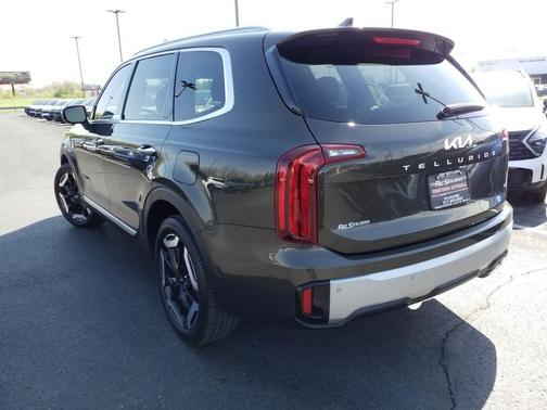 2023 Kia Telluride S
