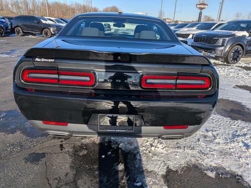 2022 Dodge Challenger SXT