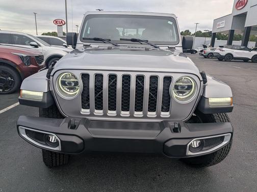 2020 Jeep Gladiator Overland