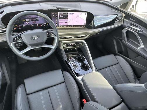 Arkona White 2026 Audi Q5 Premium Plus TFSI quattro S tronic