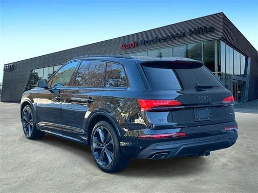 2026 Audi Q7 55 Premium Plus