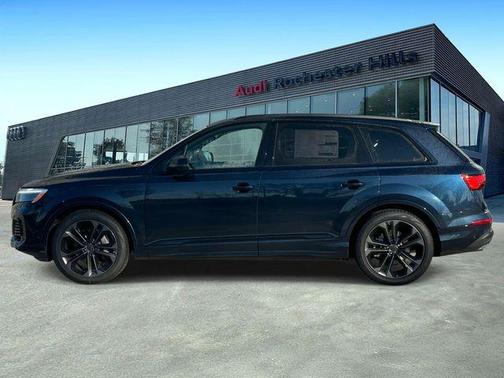 Waitomo Blue Metallic 2026 Audi Q7 55 Premium Plus