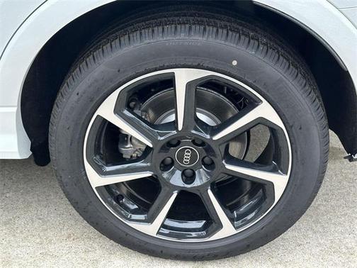 2025 Audi Q3 45 S line Premium Plus