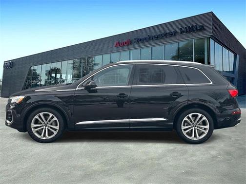 2025 Audi Q7 55 Prestige
