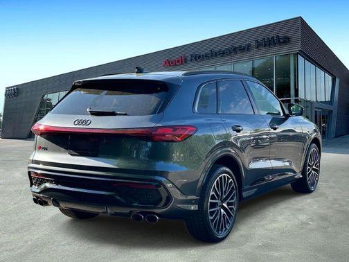 Daytona Gray 2025 Audi SQ5 3.0T Prestige
