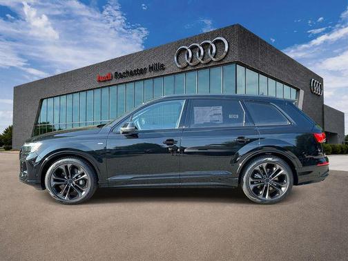 Mythos Black Metallic 2026 Audi Q7 55 Premium Plus