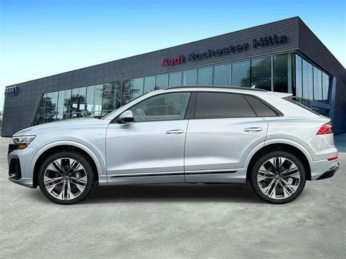 2025 Audi Q8 55 Premium Plus