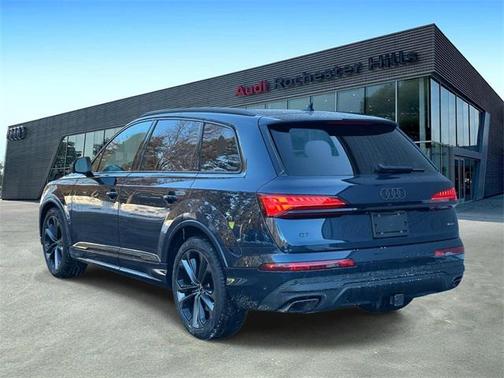 2026 Audi Q7 55 Premium Plus