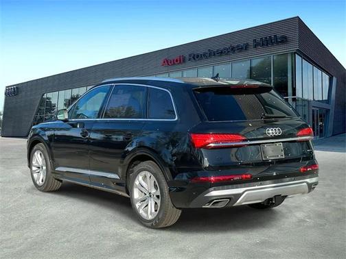 2025 Audi Q7 55 Prestige