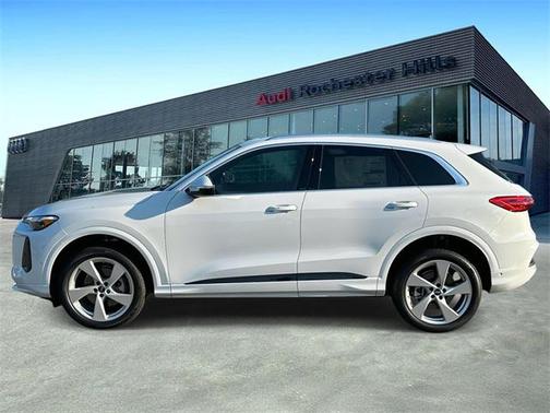 2025 Audi Q5 Premium Plus