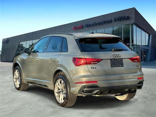 2025 Audi Q3 Premium 45 TFSI S line quattro Tiptronic