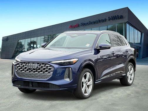 Navarra Blue Metallic 2025 Audi Q5 Premium Plus TFSI quattro S tronic