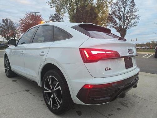 2025 Audi Q5 45 S line Premium Plus