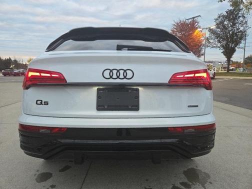 2025 Audi Q5 45 S line Premium Plus