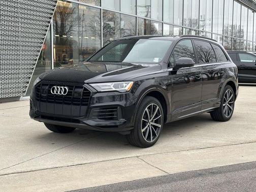 Orca Black Metallic 2020 Audi Q7 55 Premium Plus