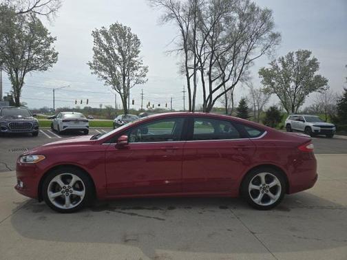2015 Ford Fusion SE