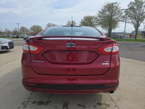 2015 Ford Fusion SE
