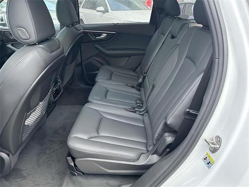 2026 Audi Q7 55 Premium Plus