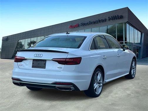 2021 Audi A4 45 S line Premium