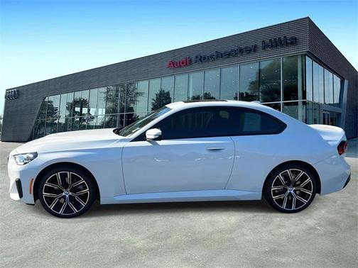 2024 BMW 230 i xDrive