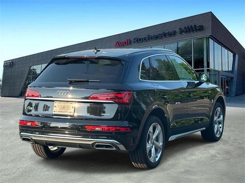 2025 Audi Q5 45 S line Premium Plus