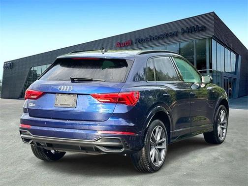 2024 Audi Q3 Premium 45 TFSI S line quattro Tiptronic