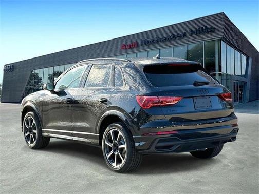 2025 Audi Q3 45 S line Premium Plus