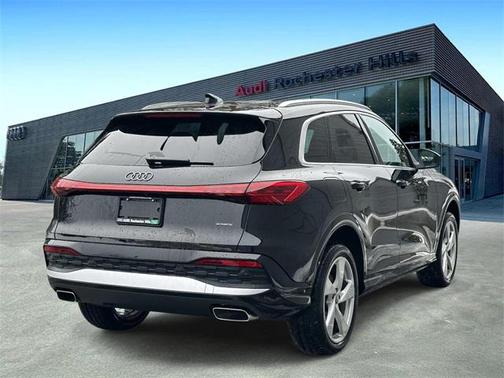 2025 Audi Q5 Premium Plus TFSI quattro S tronic