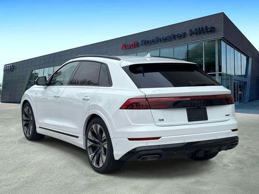 Glacier White Metallic 2026 Audi Q8 55 Premium Plus