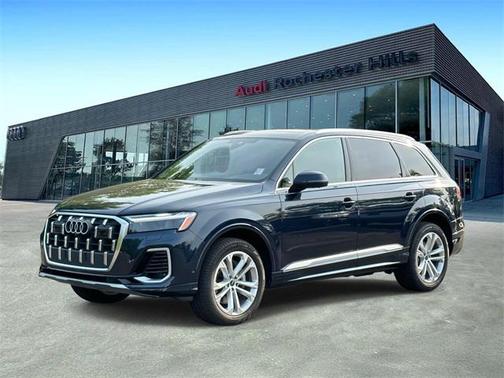 2025 Audi Q7 55 Premium Plus