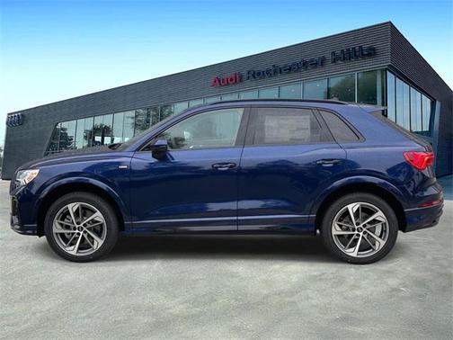 2025 Audi Q3 Premium 45 TFSI S line quattro Tiptronic