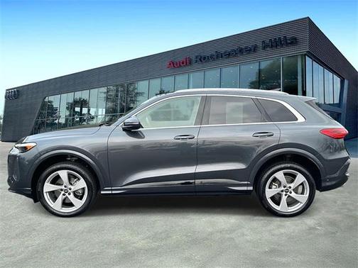 2025 Audi Q5 Premium Plus TFSI quattro S tronic